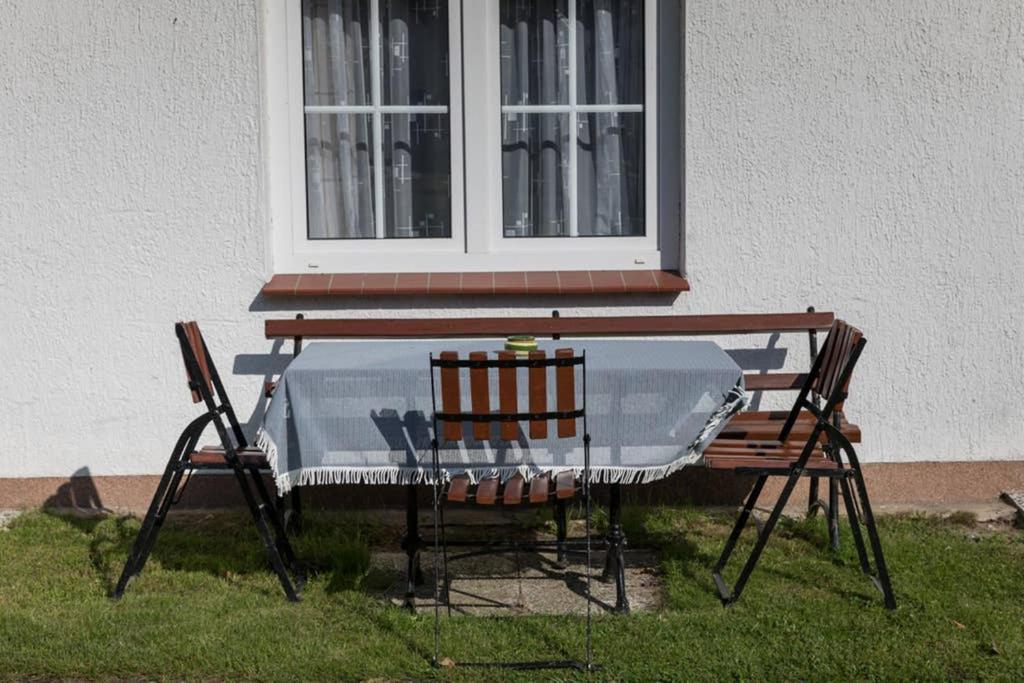Lacky - Kleines Familienreihenmittelhaus In Grieben Hiddensee المظهر الخارجي الصورة